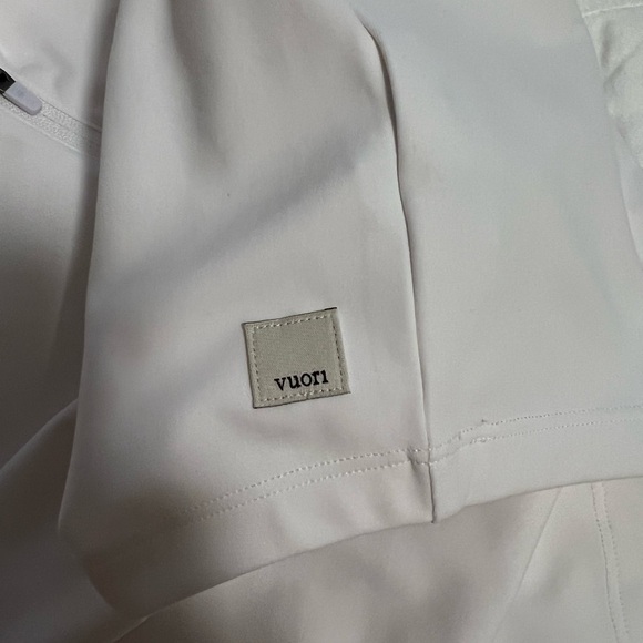 Vuori Half Zip Top - Picture 5 of 6